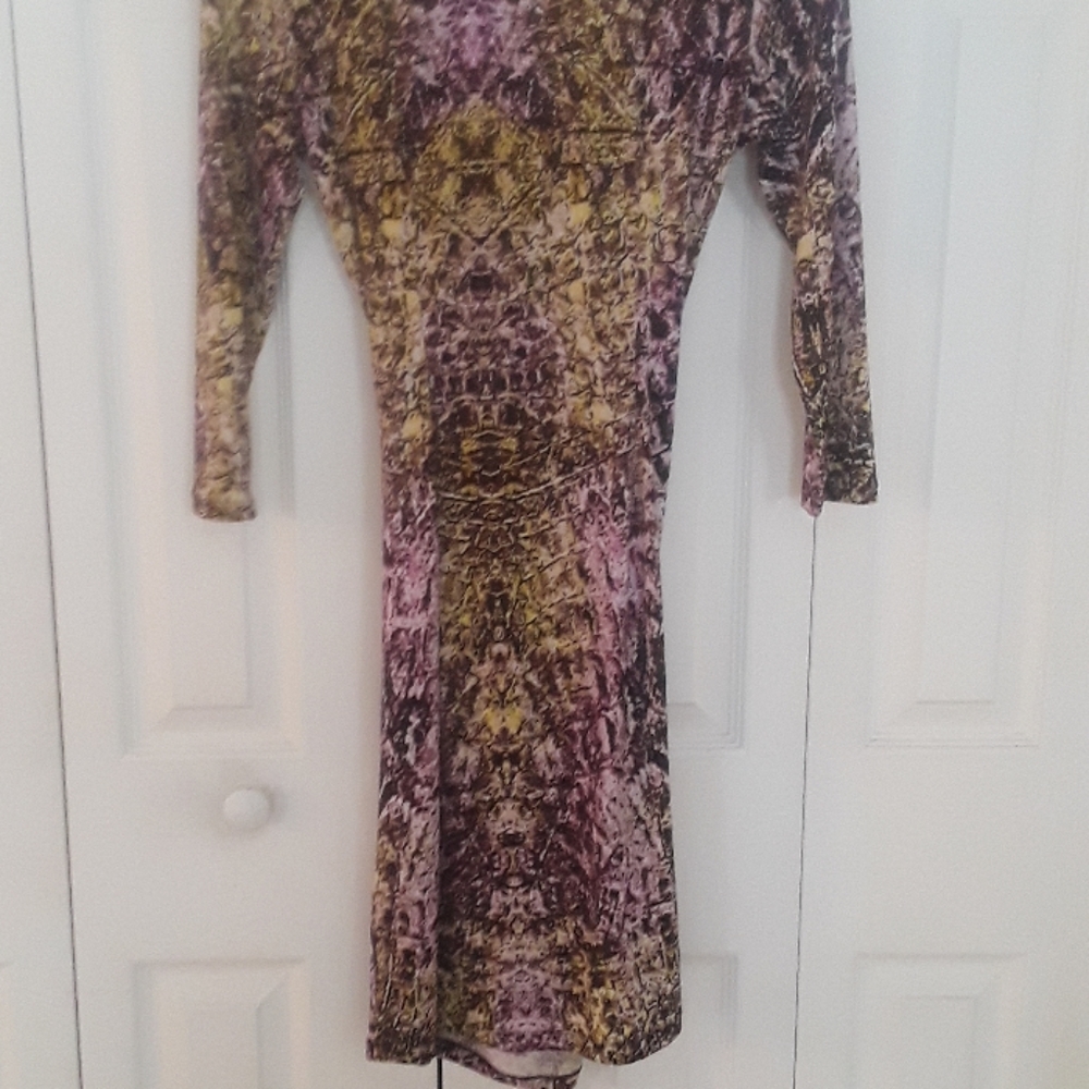 Dress - Picture 2 of 2